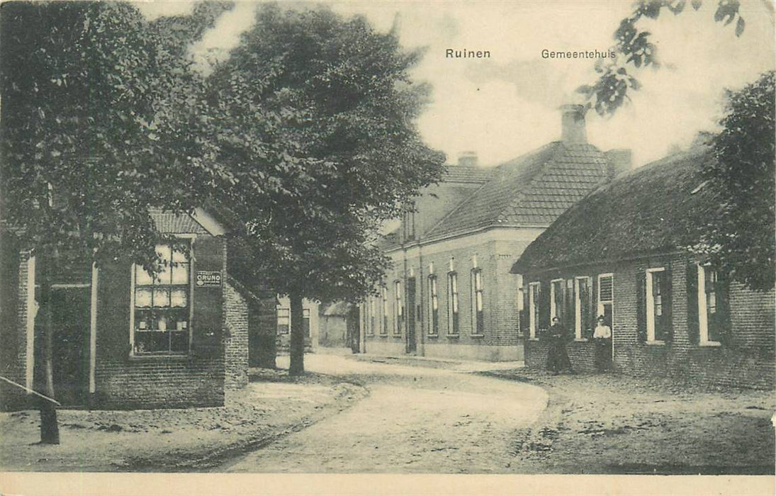 Ruinen Gemeentehuis